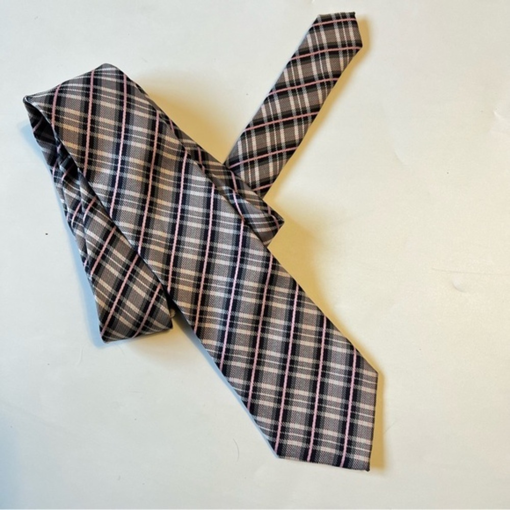 5/$25 Ruffini Black label Tie Italy black pink